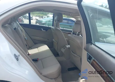 2013 Mercedes-Benz C 300 Luxury 4Matic/Sport 4Matic from USA, damaged, VIN WDDGF8AB7DR280115